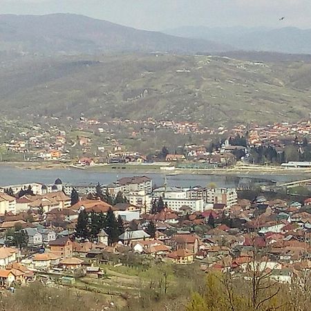 Pensiunea Adeluta Călimăneşti Exteriör bild